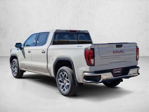 New 2026 GMC Sierra 1500 SLE w/ Preferred Package AWD/4WD image 8