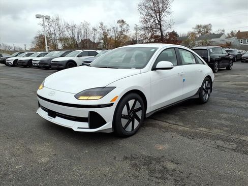 New 2025 Hyundai Ioniq 6 SE AWD/4WD image 8