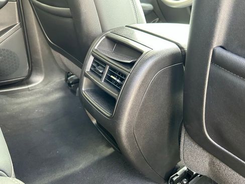 Used 2023 Cadillac XT5 Luxury FWD image 39