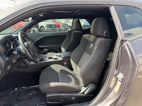 Used 2018 Dodge Challenger R/T Scat Pack image 9