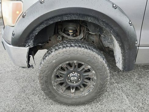 Used 2011 Ford F150 XLT image 21