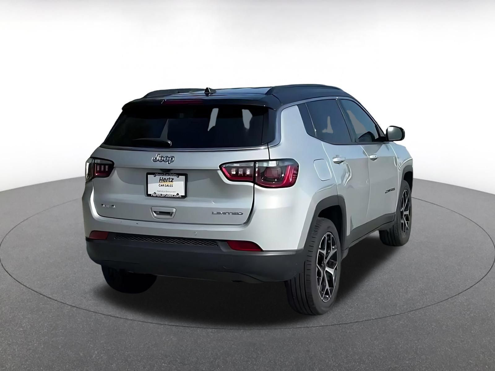 Used 2025 Jeep Compass Limited AWD/4WD image 14
