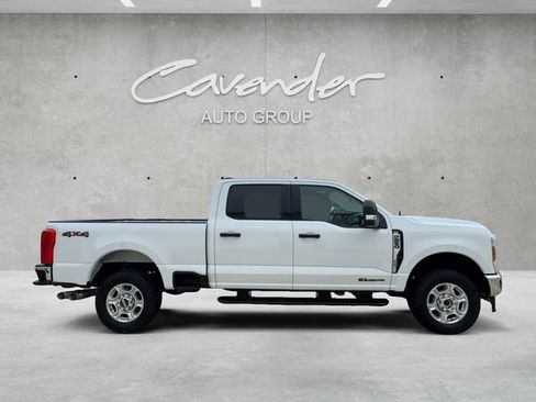 Used 2025 Ford F250 XLT AWD/4WD image 17