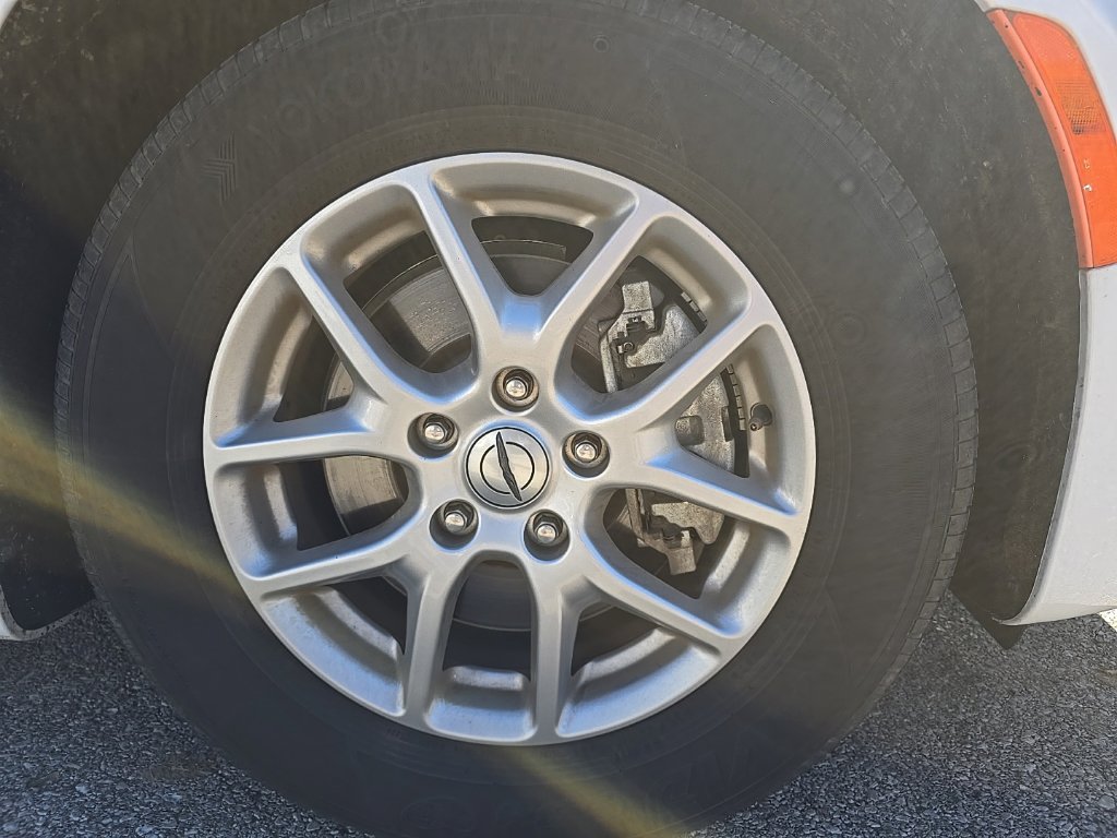 Used 2025 Chrysler Pacifica Select FWD image 18