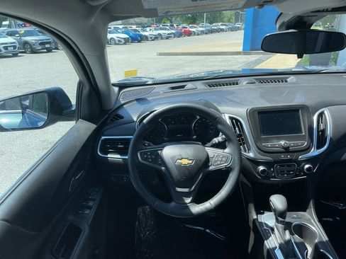 Used 2024 Chevrolet Equinox LT FWD image 48