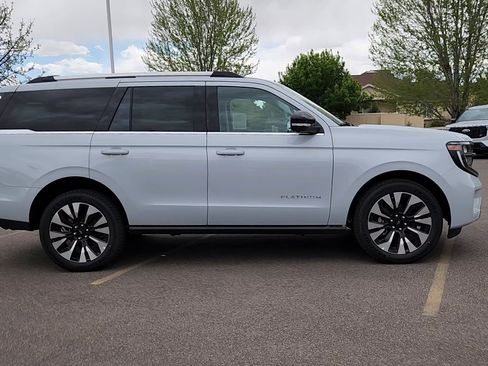 New 2026 Ford Expedition Platinum AWD/4WD image 10