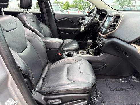Used 2016 Jeep Cherokee Limited AWD/4WD image 29
