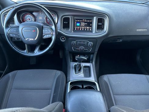 Used 2022 Dodge Charger SXT image 16