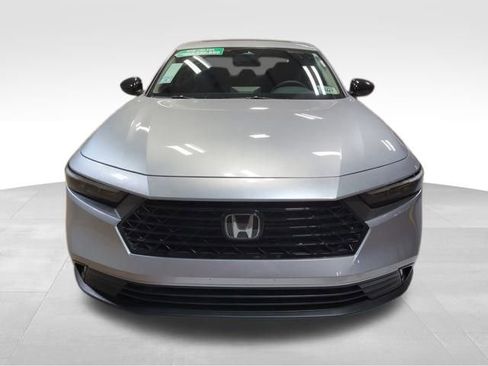 New 2025 Honda Accord SE image 9