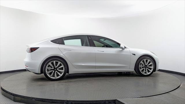 Used 2018 Tesla Model 3 Long Range RWD image 9