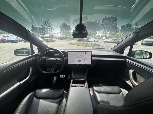 Used 2022 Tesla Model X AWD/4WD image 21