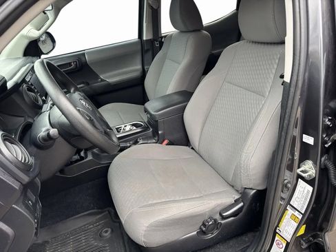Used 2020 Toyota Tacoma SR image 22
