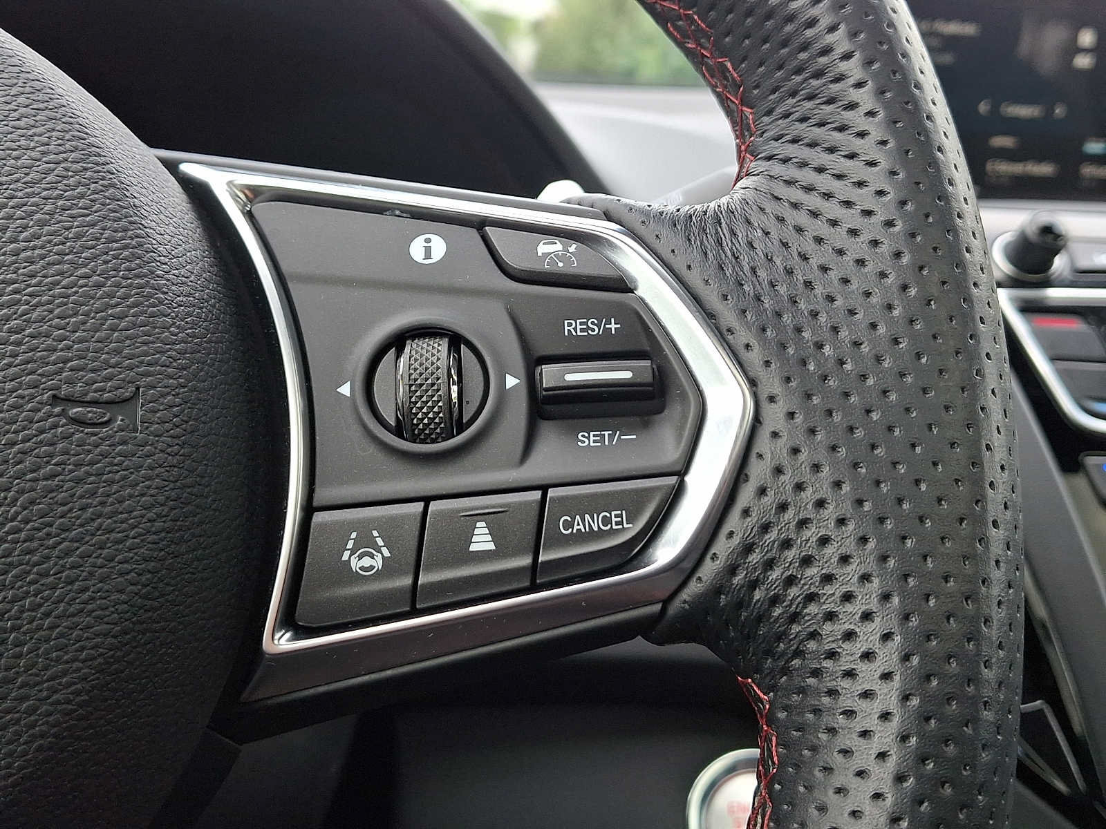 Used 2024 Acura RDX w/ Advance Package AWD/4WD image 23