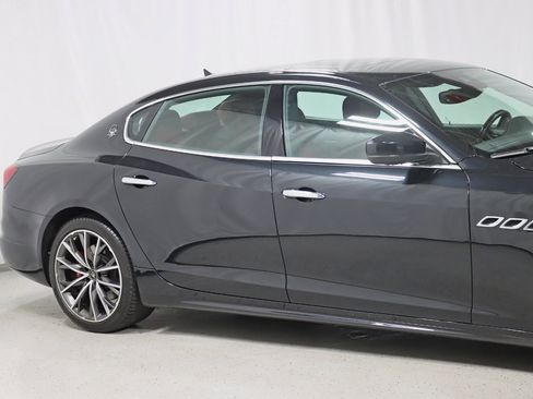 Used 2021 Maserati Quattroporte S Q4 AWD/4WD image 3
