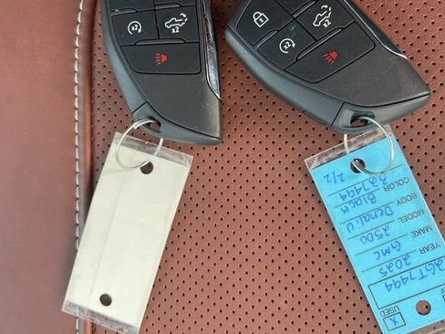 Used 2025 GMC Sierra 3500 Denali Ultimate image 45