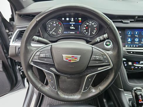 Certified 2023 Cadillac XT5 Premium Luxury w/ Technology Package AWD/4WD image 29