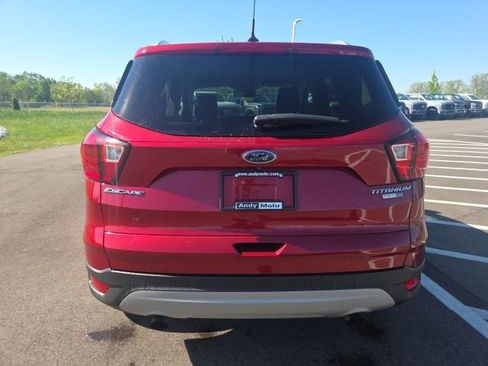Used 2019 Ford Escape Titanium AWD/4WD image 9