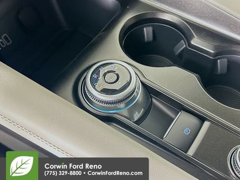 New 2026 Ford Explorer Active w/ Active Comfort Package AWD/4WD image 18