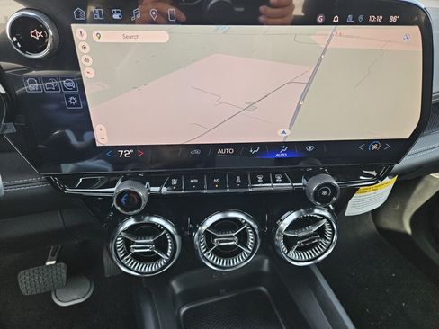 New 2026 Chevrolet Blazer EV LT w/ Midnight/Sport Edition FWD image 12
