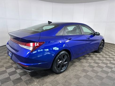Certified 2023 Hyundai Elantra SEL image 3