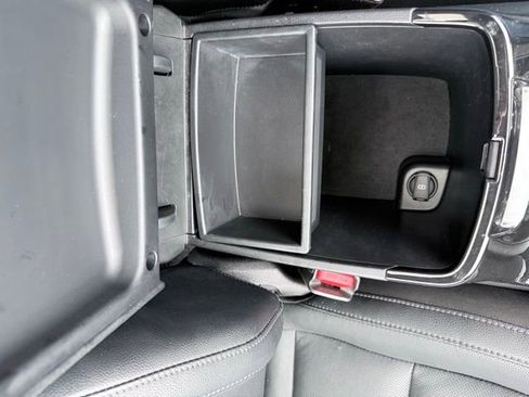 Used 2024 Kia Telluride SX w/ Towing Package image 46