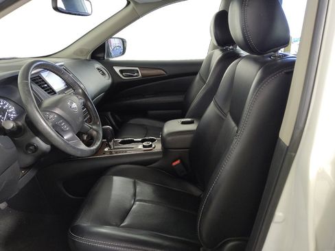 Used 2020 Nissan Pathfinder Platinum w/ Cargo Package AWD/4WD image 17