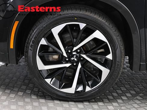 Used 2024 Mitsubishi Outlander SEL AWD/4WD image 33