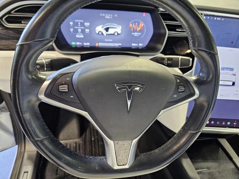 Used 2017 Tesla Model X 75D AWD/4WD image 14
