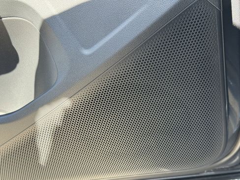 New 2025 Volkswagen Tiguan S image 15