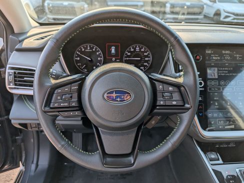 Used 2025 Subaru Outback Onyx Edition AWD/4WD image 19