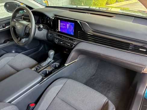 Used 2026 Toyota Camry LE FWD image 27