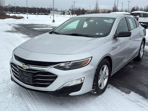 Used 2019 Chevrolet Malibu LS image 14