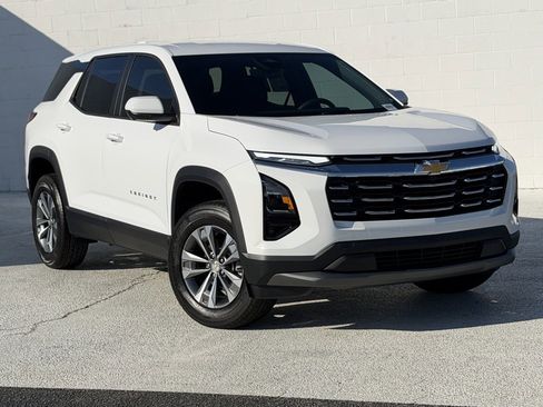 New 2026 Chevrolet Equinox LT w/ Safety and Technology Package image 2