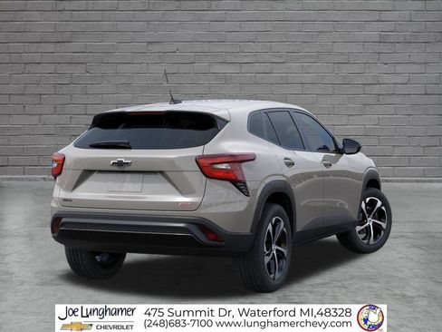 New 2026 Chevrolet Trax RS w/ Driver Confidence Package FWD image 4
