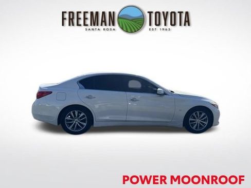 Used 2015 INFINITI Q50 Premium w/ Navigation Package RWD image 4