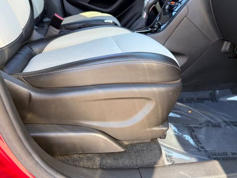 Used 2018 Buick Encore Sport Touring image 11