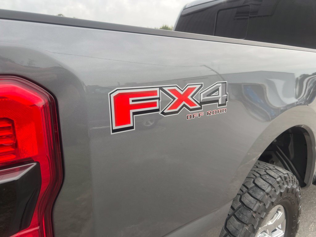 Used 2024 Ford F250 Lariat w/ Chrome Package AWD/4WD image 4