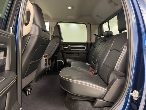 Used 2024 RAM 3500 Laramie w/ Towing Technology Group AWD/4WD image 19