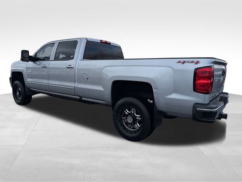 Used 2017 Chevrolet Silverado 2500 LT w/ LT Convenience Package image 8