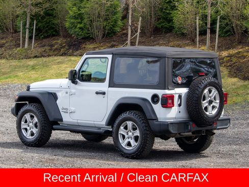Used 2019 Jeep Wrangler Sport AWD/4WD image 5