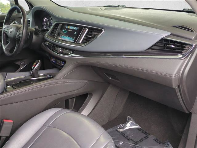 Used 2018 Buick Enclave Premium w/ Experience Buick Package FWD image 22