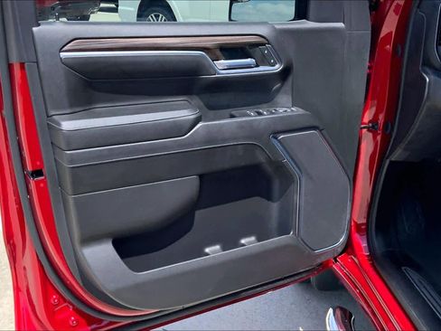 Used 2023 Chevrolet Silverado 1500 LT RWD image 21