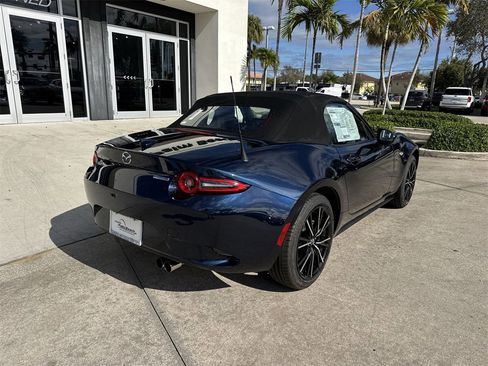 New 2025 MAZDA MX-5 Miata Grand Touring image 4