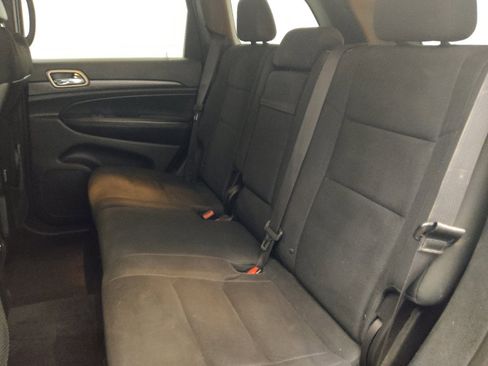 Used 2016 Jeep Grand Cherokee Laredo w/ Quick Order Package 23E image 18