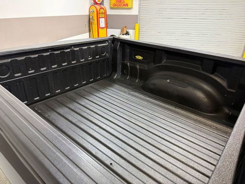 Used 2019 RAM 1500 Big Horn RWD image 50