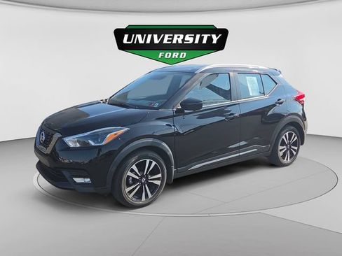 Used 2019 Nissan Kicks SR w/ SR Premium Package FWD image 7