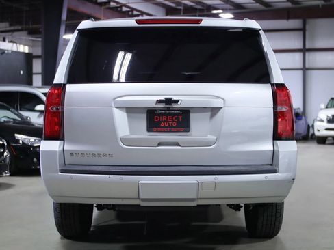 Used 2016 Chevrolet Suburban LT image 12