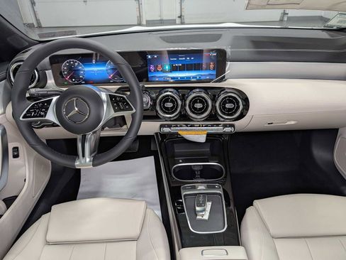 Certified 2026 Mercedes-Benz CLA 250 4MATIC image 17