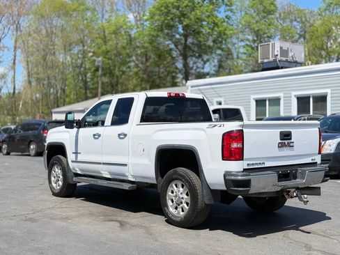 Used 2015 GMC Sierra 2500 SLT w/ Suspension Package, Off-Road AWD/4WD image 6