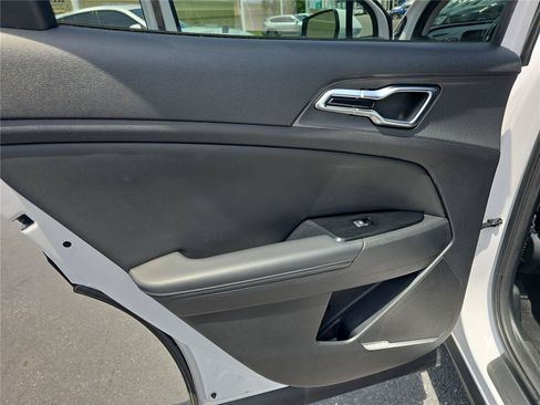 Used 2023 Kia Sportage SX FWD image 10